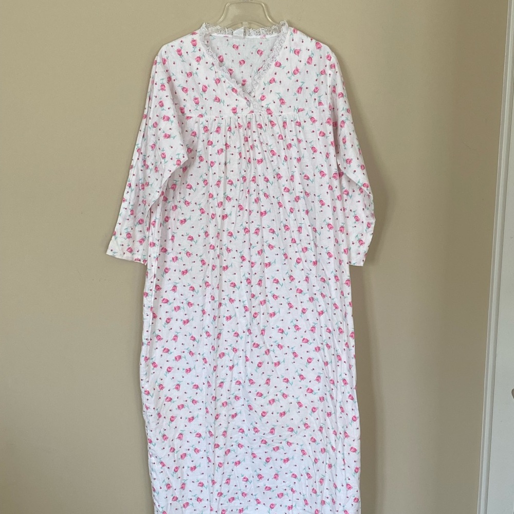Private Moments size 1x nightgown